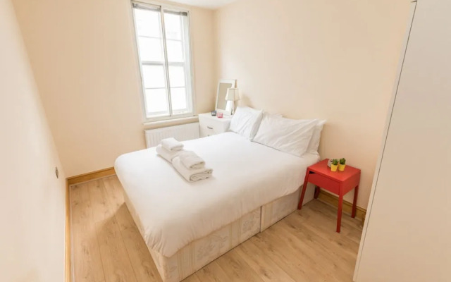 The Martlett Court Residence I