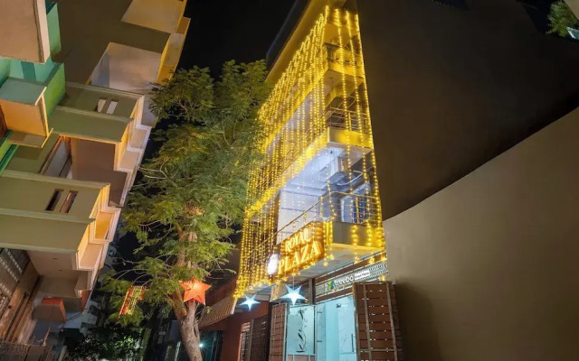 Treebo Royal Plaza,700 Mts From Promenade Beach