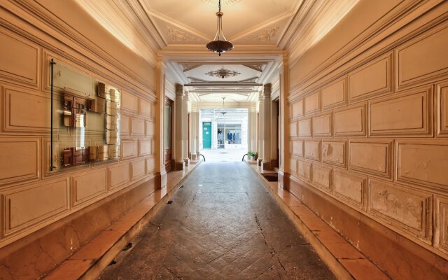 63-Luxury Flat Champs-Elysees (1c)