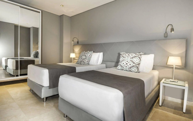 OZ Hotel