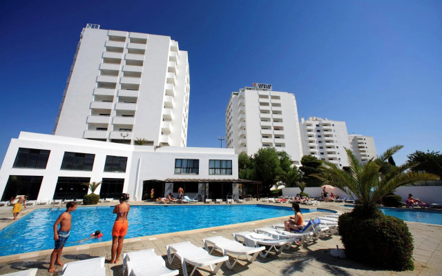 Apartamentos Turísticos Janelas do Mar