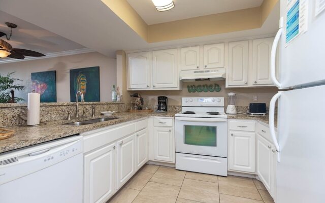 Breakers 43 2 Bedroom Condo