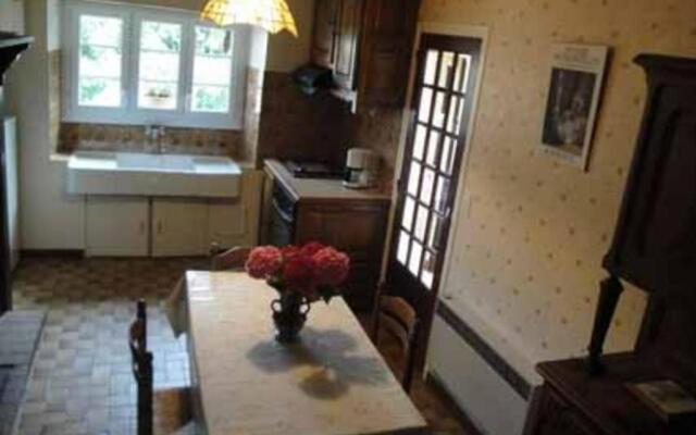 Gîte Borrèze, 2 pièces, 4 personnes - FR-1-616-79