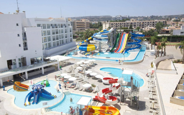 Anastasia Waterpark Beach Resort