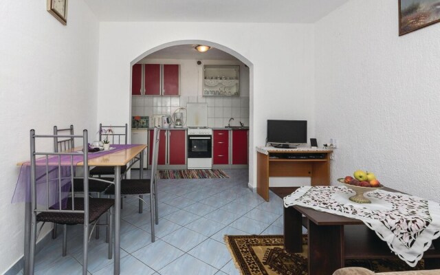 Amazing Apartment in Vir With 1 Bedrooms and Wifi