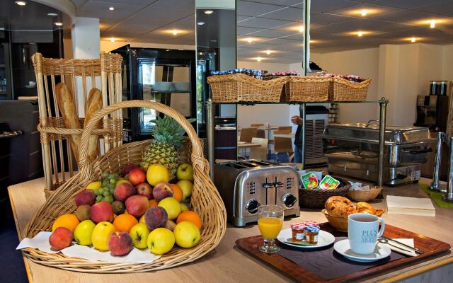 Hotel Kyriad Nemours
