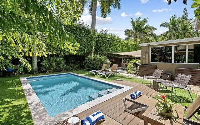 Wilton Manors Stunning Gated Oasis