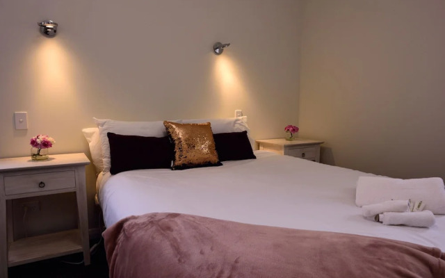 Peaceful and Central Studio in Thames