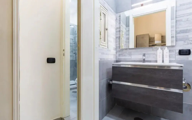 Virginia Apartment at the Central Station by Wonderful Italy