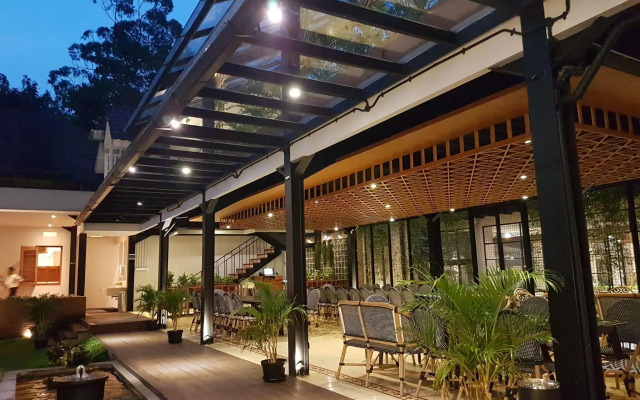 Beehive Boutique Hotel