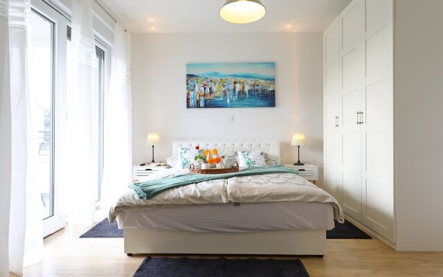 Rooftop pool & terrace - Villa Bellavista
