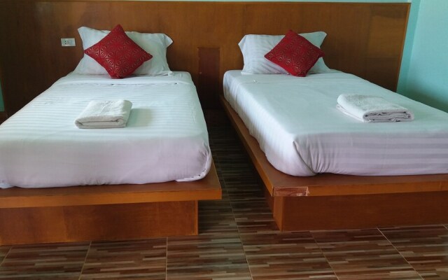 Lanta School Beach Resort