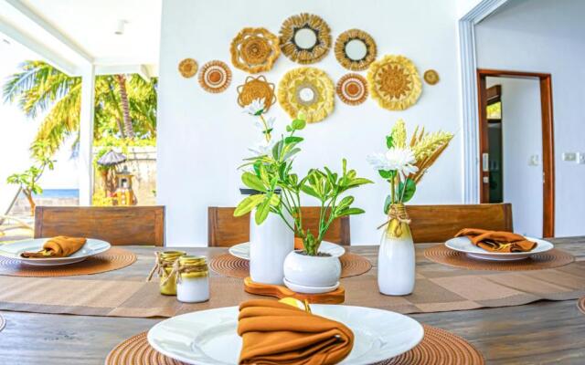 Air Sanih Beach Villa