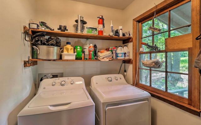 Lakefront Milledgeville Cabin: Private Dock, Porch