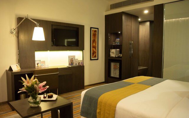 Novotel Kolkata Hotel & Residences Hotel