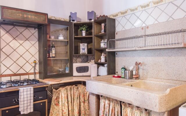 RSH Spanish Steps Luxury Apartment