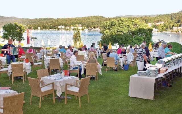 Golf- und Seehotel Engstler