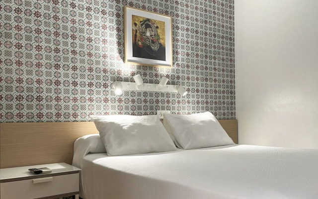 Beatriz Charming Hostal