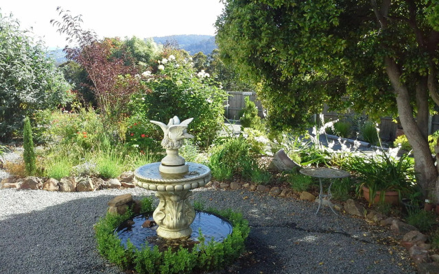 Hillside Bed & Breakfast