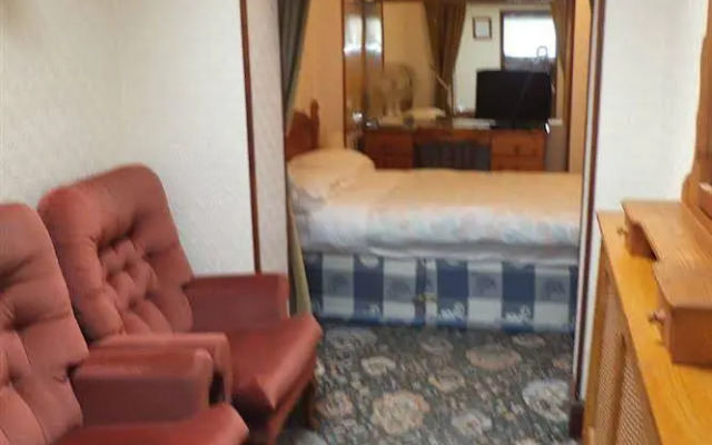 Old Castle Farm Guest House