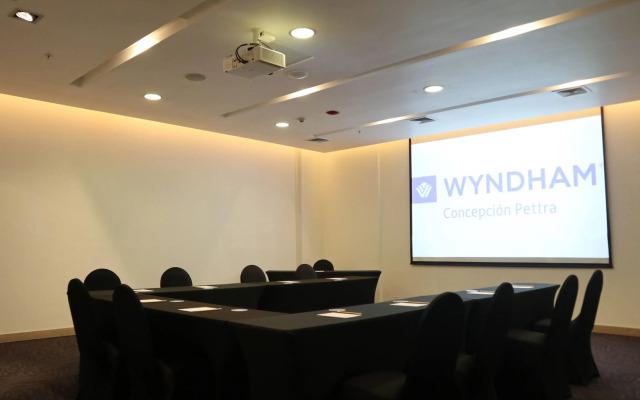 Wyndham Concepcion Pettra