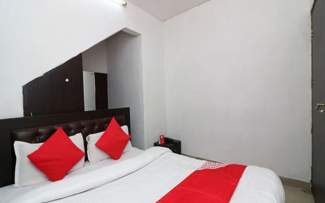 Hotel Alpine by OYO Rooms