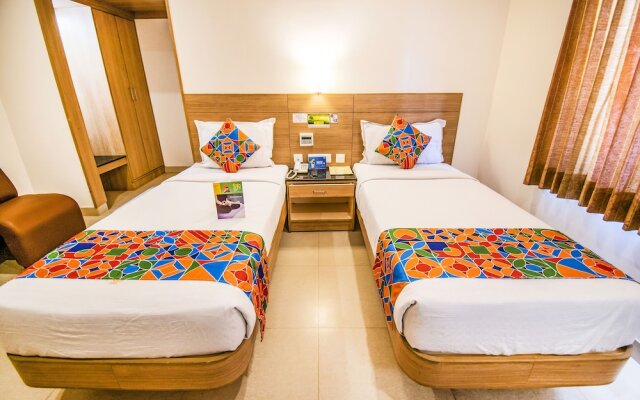 FabHotel Prime Royal Castle