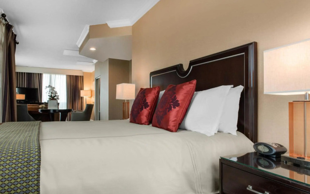 Omni Severin Hotel