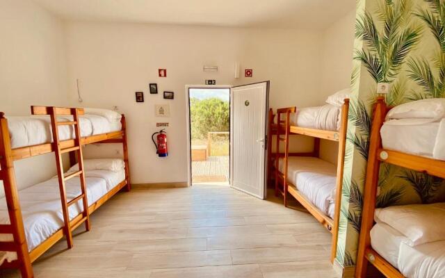 Oasis Backpackers Hostel Sintra Surf