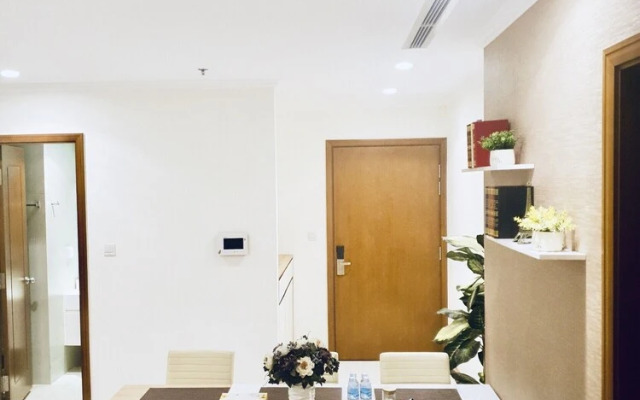 Ambassador Apartment - Vinhomes Central