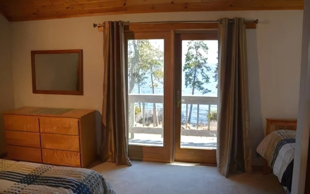 Sea Breeze - Three Bedroom Home