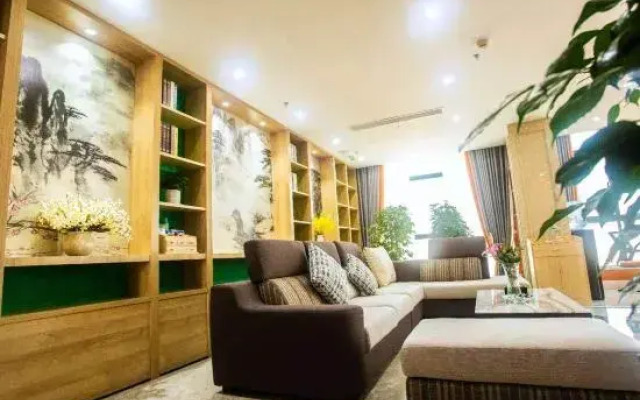 Yafeng Hotel (Xinyang Libao Square Wanxiangcheng Branch)