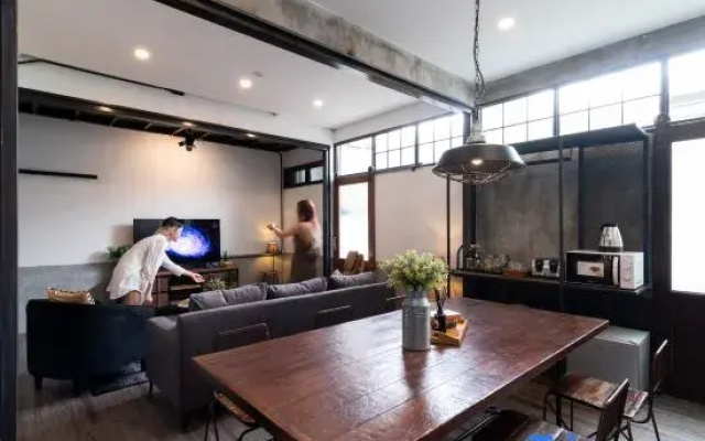 Ombra House 21-24
