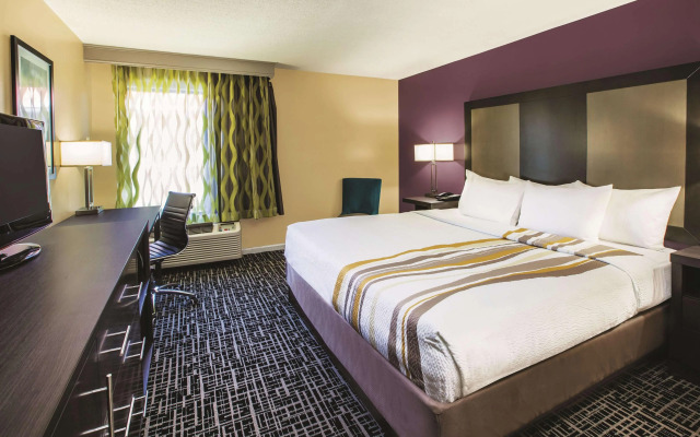 La Quinta Inn by Wyndham Waldorf