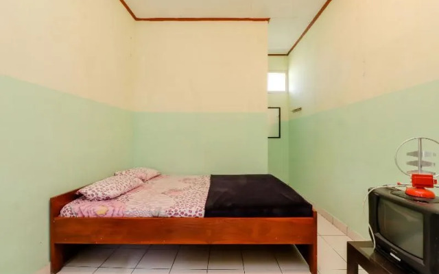 Satriafi Hotel By Zuzu