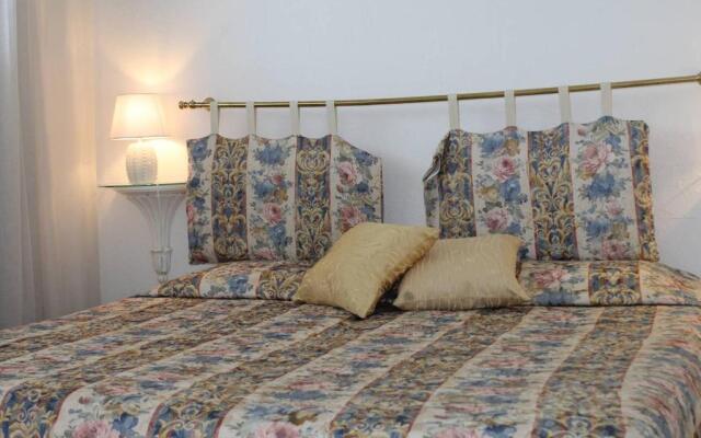 Appartement Villeneuve-Loubet, 2 pièces, 4 personnes - FR-1-252A-80