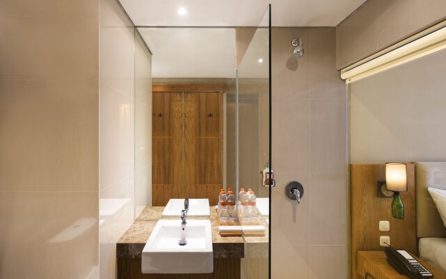 Yellow Star Ambarukmo Hotel