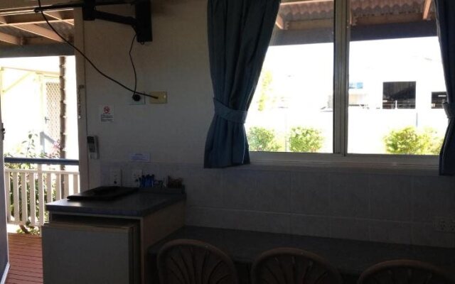 Bottle Tree Gardens Motel