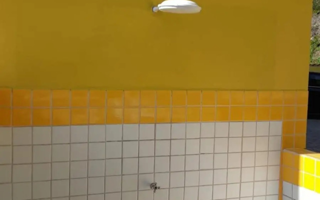 toninhas 300 mts mar