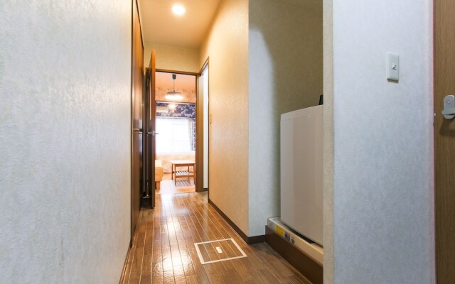 Grand Court Namba 206