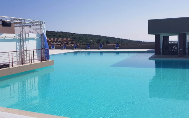 Simplistic Apartment in Olbia With Garden