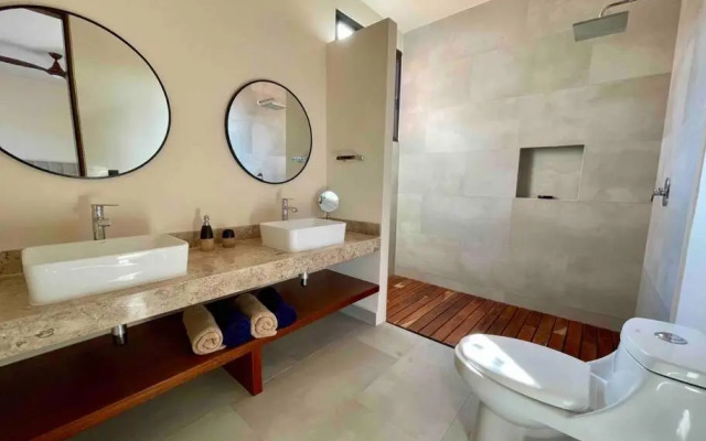 18 Luxury House with pool, 3 BDS,Aldea Savia