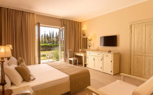 Alaçatı Beach Resort & SPA