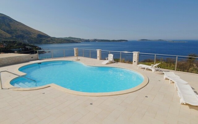 Apartments Marnic