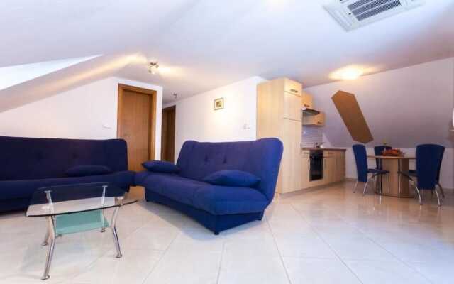 Maretsol Vacation House