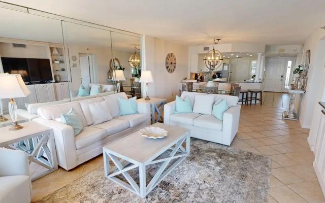 Inlet Reef 205 2 Bedroom Apts by RedAwning