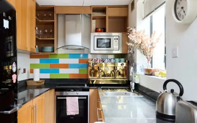 The Shoreditch Retreat - Inviting 2bdr Apartment