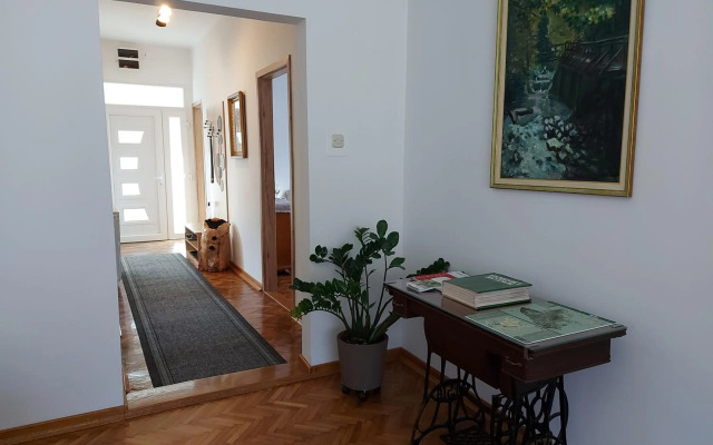 Apartman Tinče