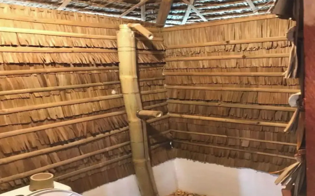 Avila's Hostel Moalboal near Beach