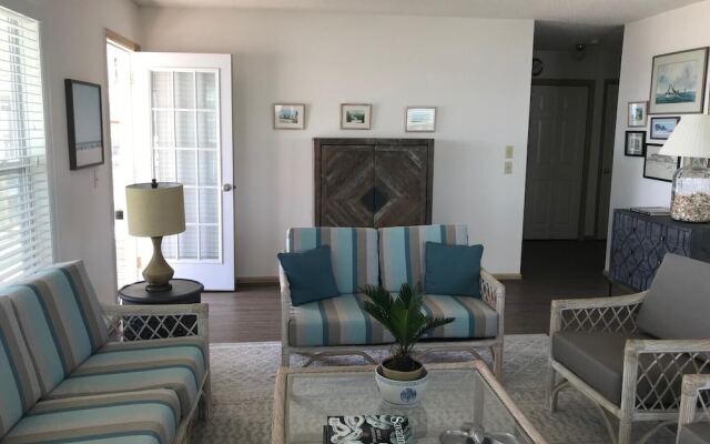 Holland - 4 Br Home